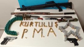 eskisehirde carptigi vatandasi tehdit eden sahsin is yerinden cephanelik cikti LZsgJ9vt