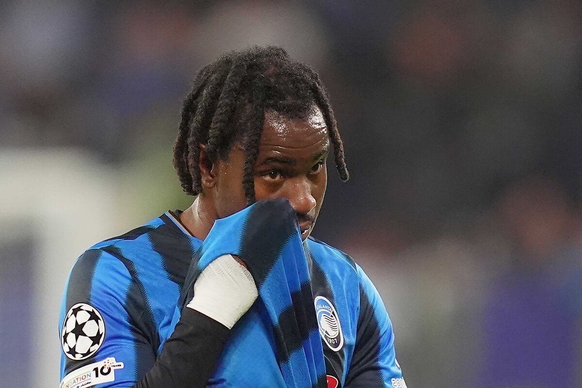 fenerbahce devrede ademola lookman icin atalantadan resmi aciklama geldi 2 KcT6WKFq