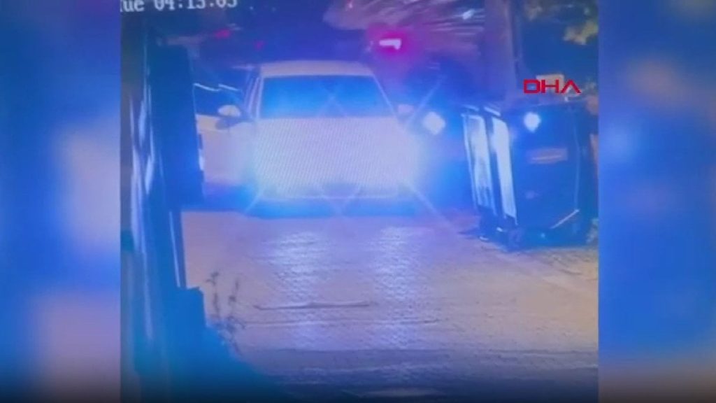 fenerbahce tribun lideri ibrahim gumustekine yonelik silahli saldiri kamerada 2vVnFsif