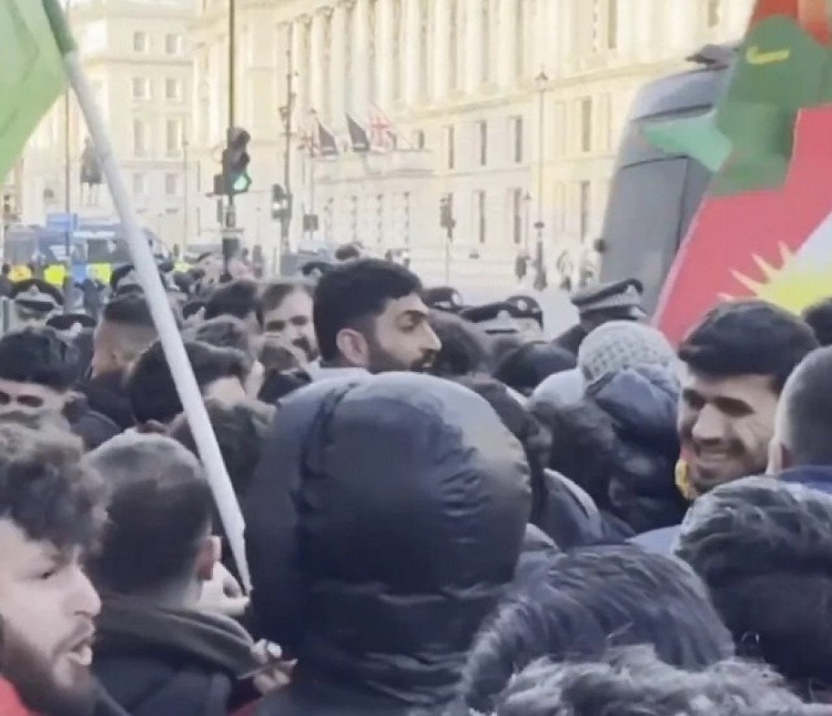 fransada ypgsdg yandaslarindan siddet olaylari 0 1SbPq79G