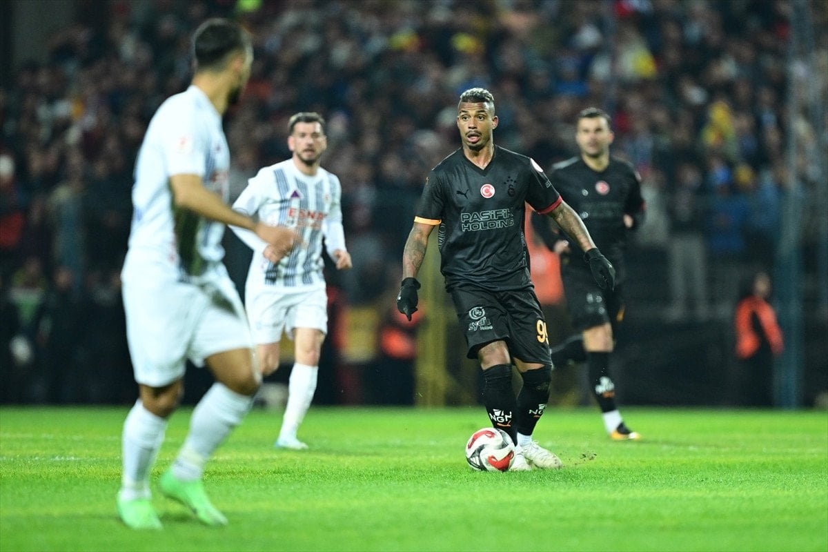 galatasaray ve fenerbahce pfdkye sevk edildi 1 MP947VGE