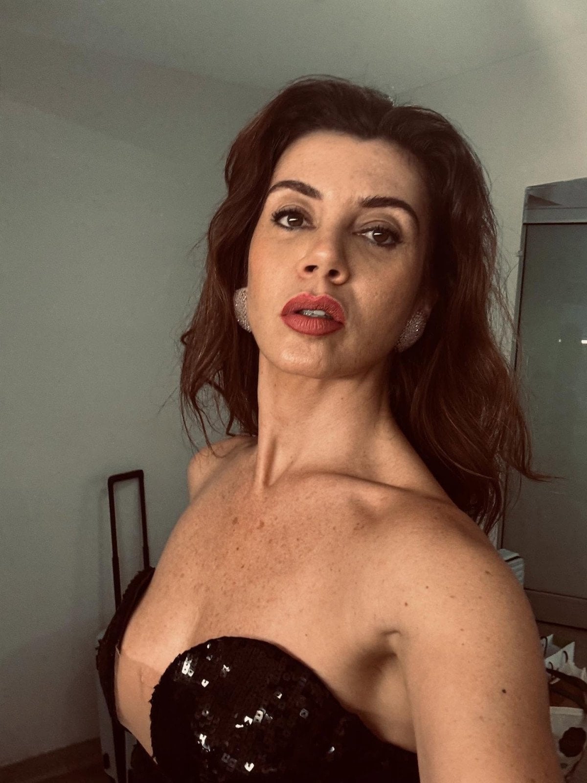 gokce bahadirin yeni meslegi yapimci da oldu 2 1ICfc9hK