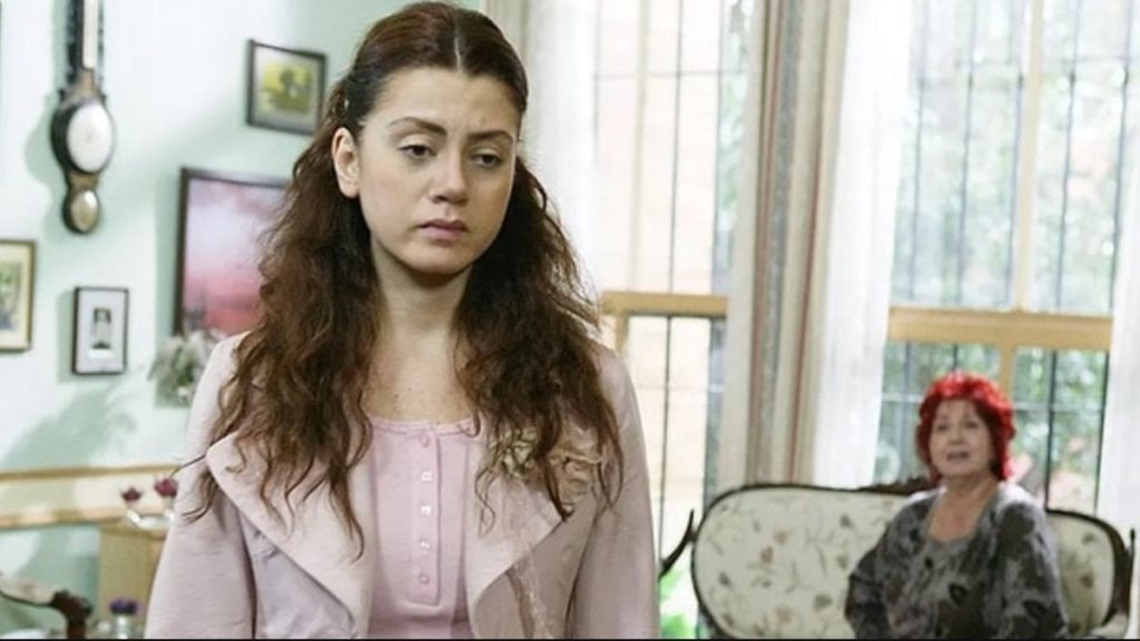 gokce bahadirin yeni meslegi yapimci da oldu nQHQurFJ