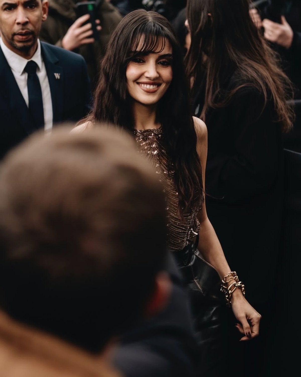 hande ercel paris moda haftasinda cizmeleri gundem oldu 0 EiLCTJBj