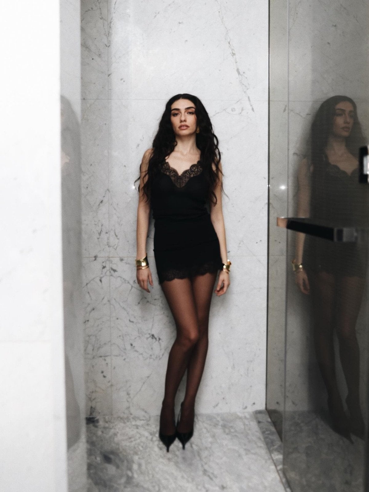 hazar ergucluden minili pozlar bye bye temiz kiz 1 RXi6Z1A7