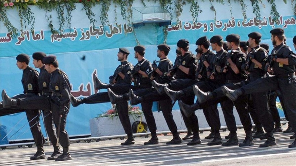 iran devrim muhafizlari devletin guvenlik ve siyaset mimarisinde rol ustleniyor 6 PIknkpHS
