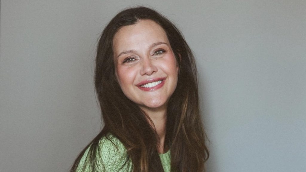 irem helvacioglu anneligi anlatti gokyuzum soram 5sgJf4as