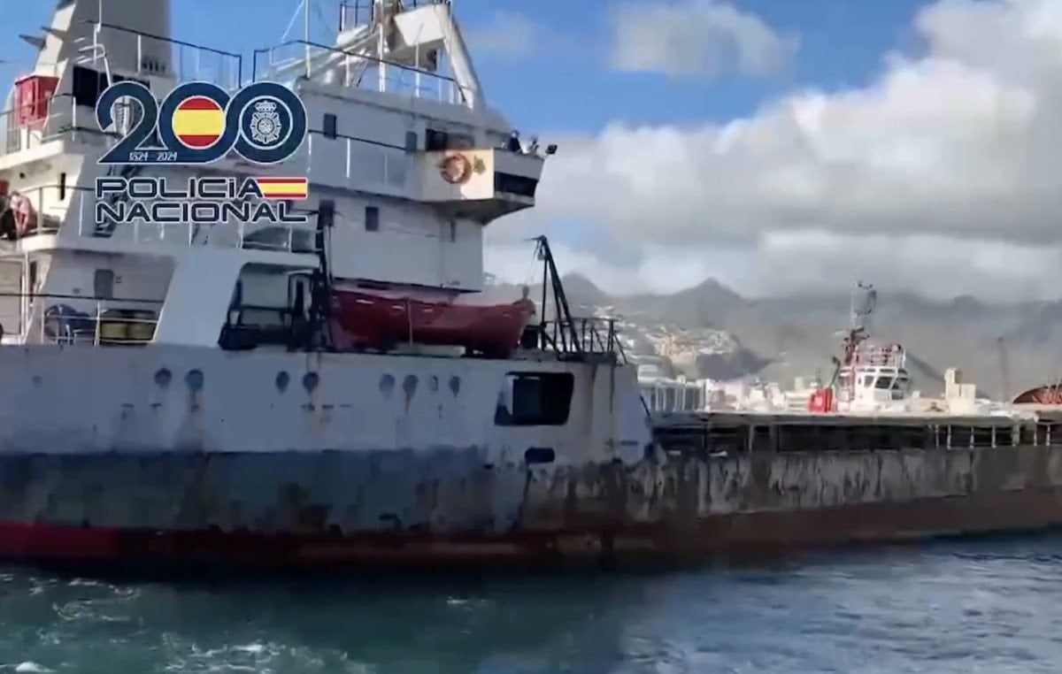 ispanyadaki gemiye uyusturucu sorusturmasinda istanbulda 10 supheli tutuklandi 0 QTZlsQft