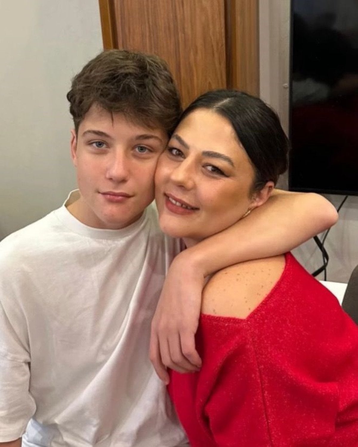 istanbulda oldurulen 16 yasindaki atlasin annesi adalet istiyorum 1 BtS1EBUi