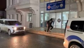 istanbulda taksi soforunu darbeden 2 supheli yakalandi k3pQwuhf