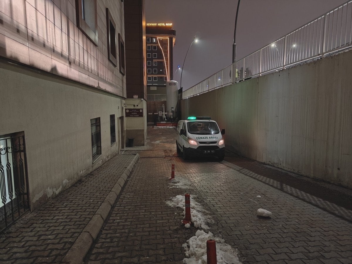 kayseride 1 bucuk yasindaki engelli bebek yataginda olu bulundu 0 BJRUQ8IX