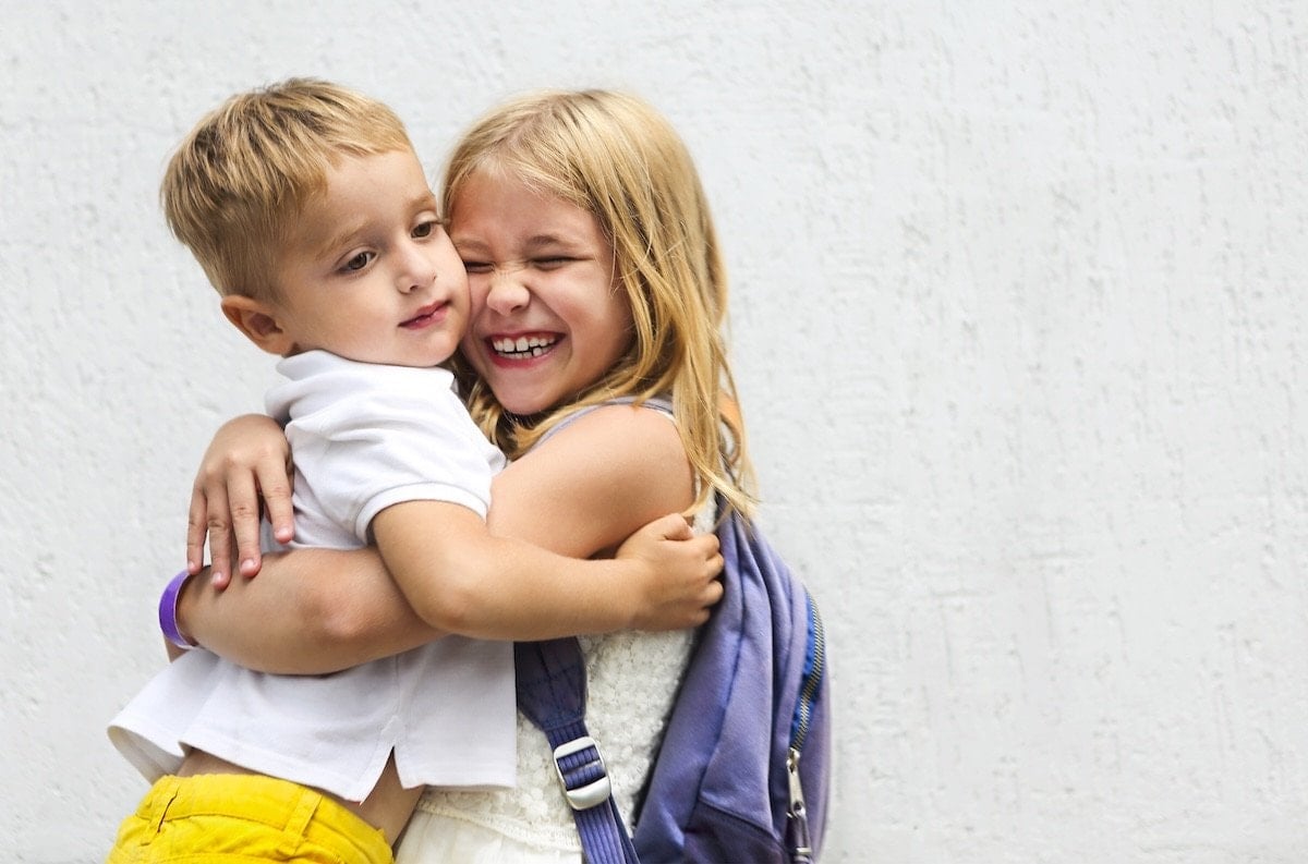 kiz kardesle buyuyen erkeklerde duygusal dayaniklilik daha erken gelisebiliyor 1