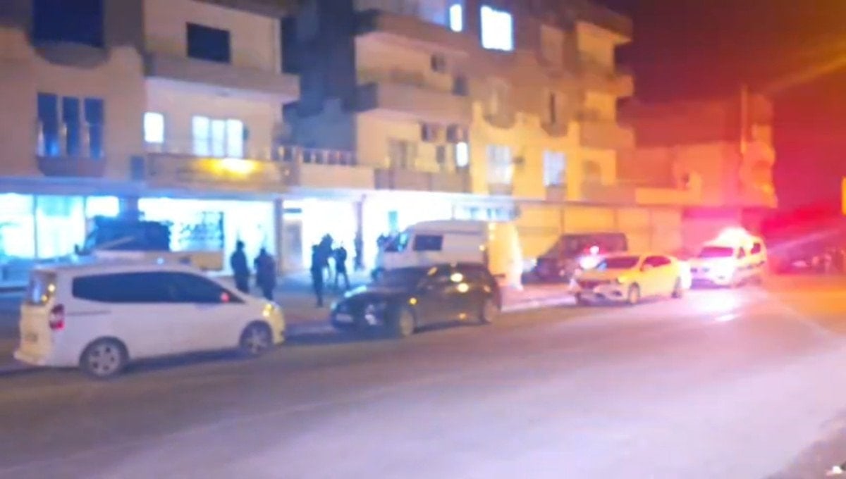 mardinde 4 isyerine otomatik silahlarla ates acildi 1 Cb2gWX4X