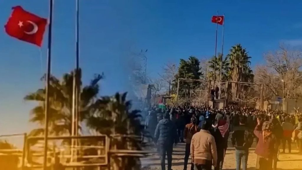 nusaybinde bayrak provokasyonu pkksdg sempatizanlarina operasyon 4QZPAgbU