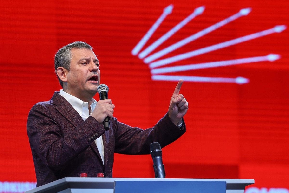 ozlem cercioglundan ozgur ozel hakkinda suc duyurusu 0 d7YcVIMi