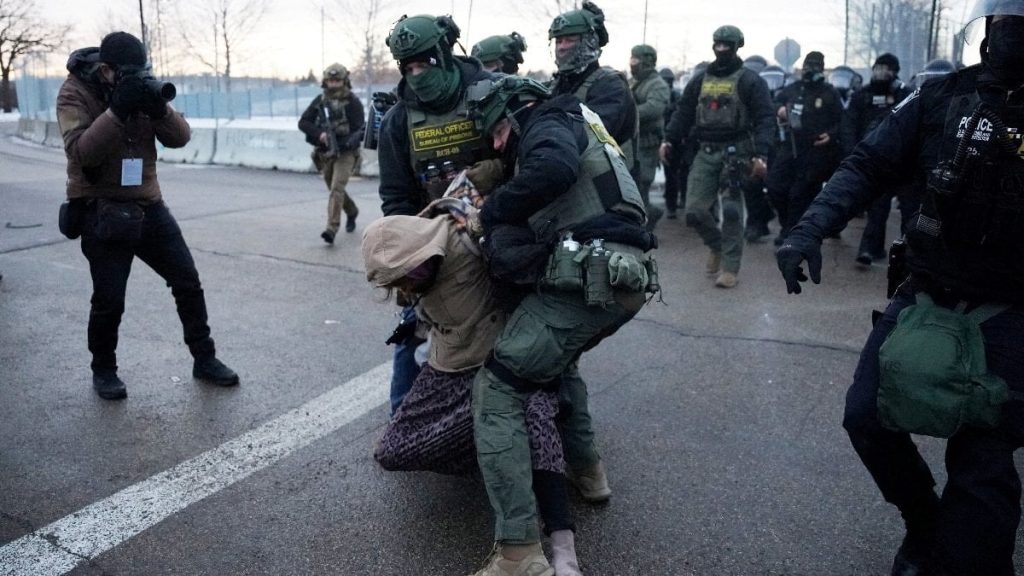 pentagon minnesotaya gondermek uzere 1500 asker hazirliyor iddiasi XbkjKwzC