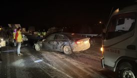 sakaryada otomobil ile minibusun carpistigi kazada 1 kisi oldu esaEDTpO