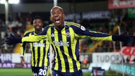 sozlesmesinin yil donumunde anderson taliscadan paylasim geldi fgx12HvY