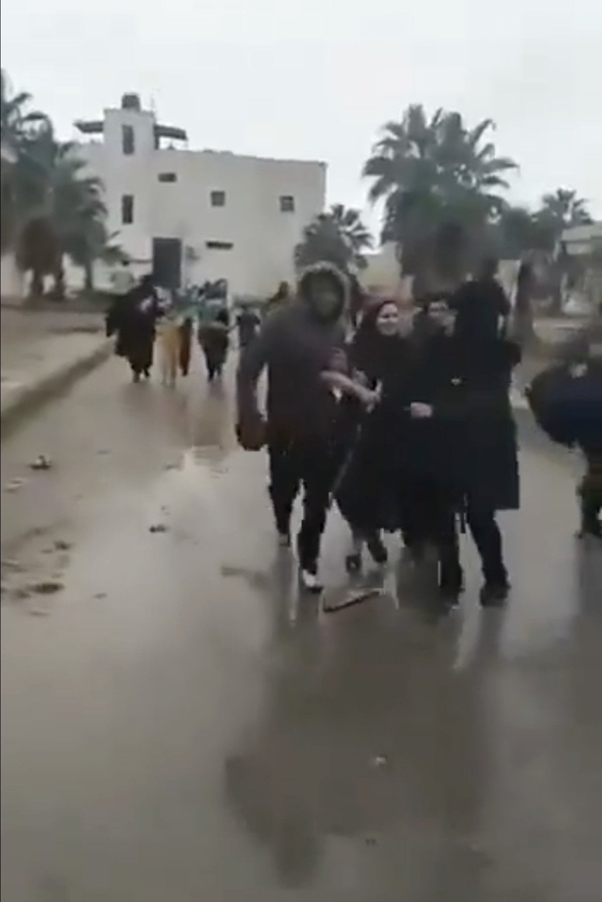 suriye ordusu rakka kentine yogun sevkiyat yapiyor 1 1e7mjRie