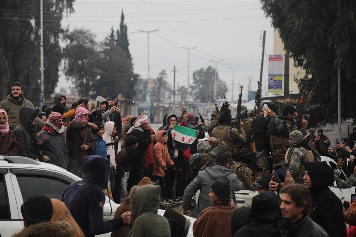 suriyeliler yuvalarina donmenin sevincini yasiyor soguk ve yagmura ragmen yuzleri guluyor 10 H2OTaVDV