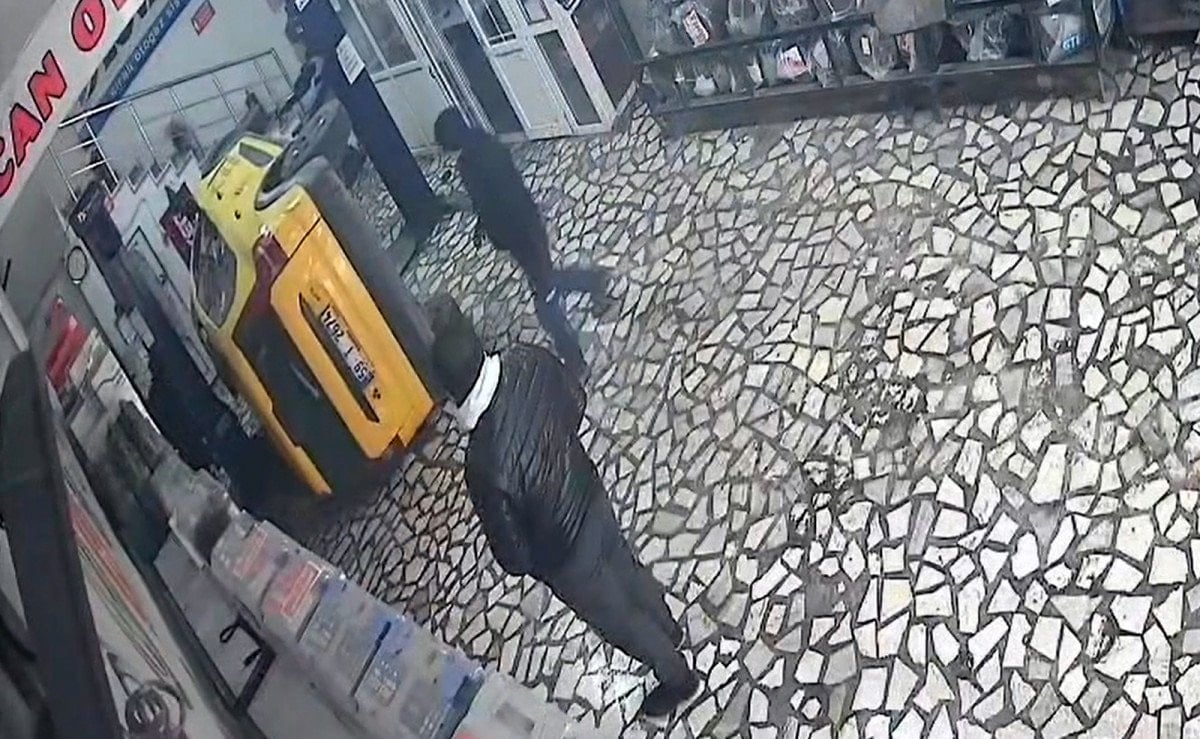 tekirdagda taksi bakim sirasinda asansorden dustu 3 f5pm3O8J