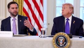 trumpin venezuelada askeri guc kullanmasini engellemeye yonelik tasari reddedildi 8F7EIyID