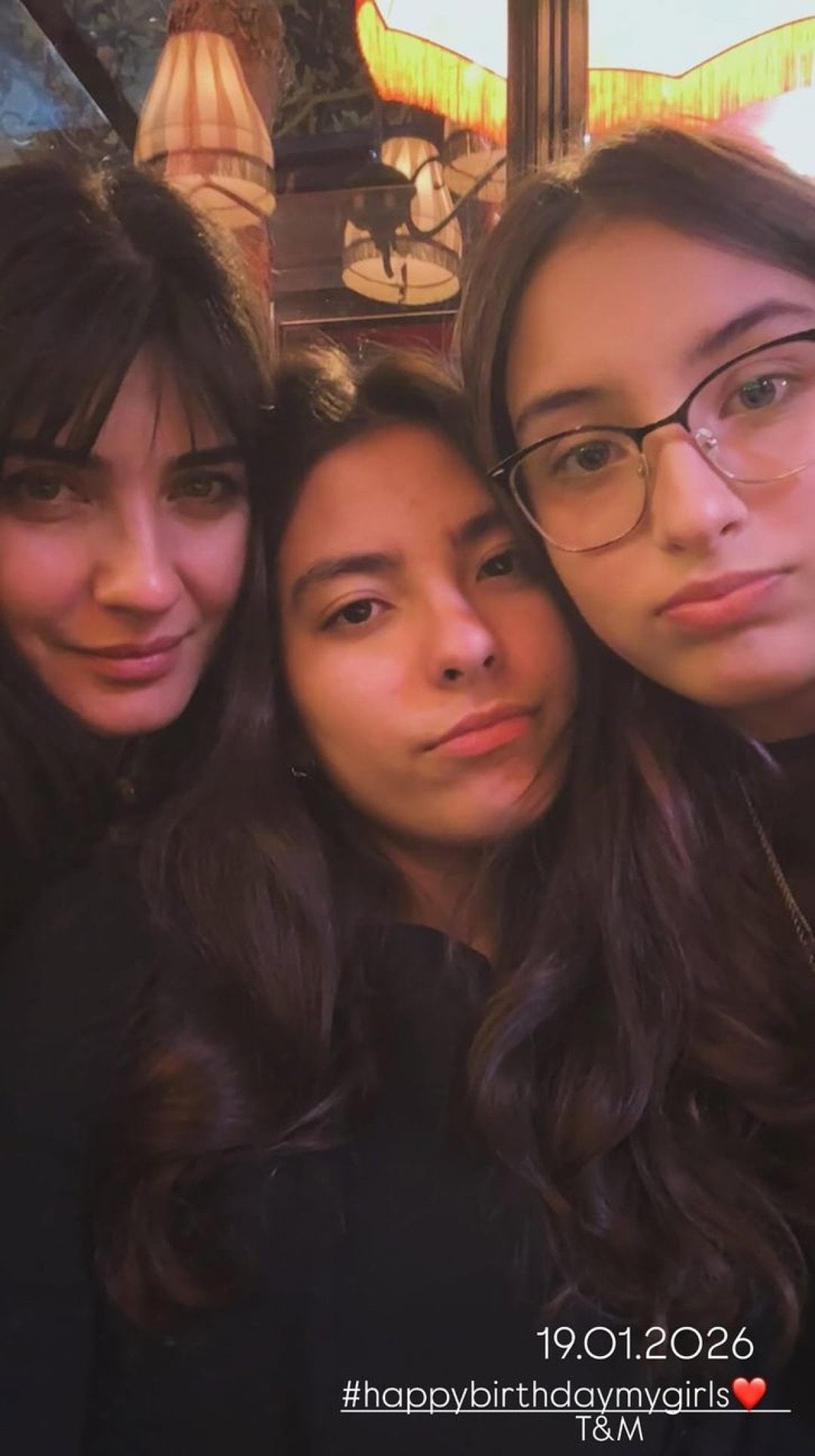 tuba buyukustun ikizlerini paylasti 0 BHj8u5P6