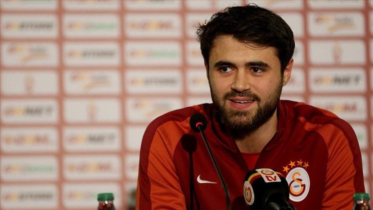 turk futbolunun beyefendi oyuncusu ahmet calik 1 36e2b3Q2