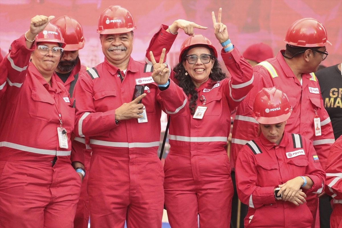 venezuela meclisinden tarihi adim hidrokarbon yasasi kabul edildi 3 JMjGi9st