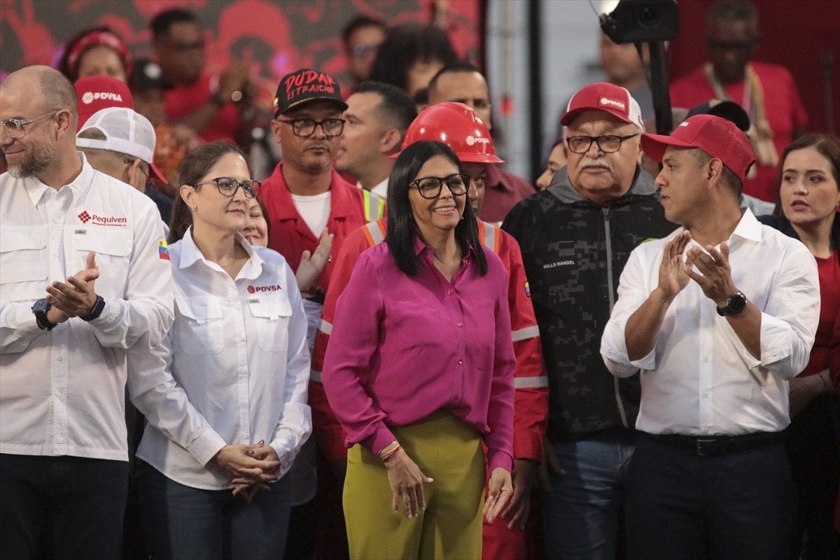 venezuela meclisinden tarihi adim hidrokarbon yasasi kabul edildi 6 VILzrZGm