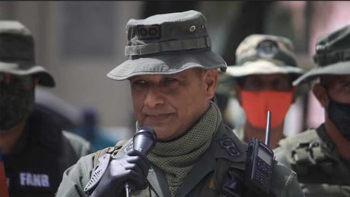 venezuelada maduroyu korumakla gorevli general gorevden alindi 0