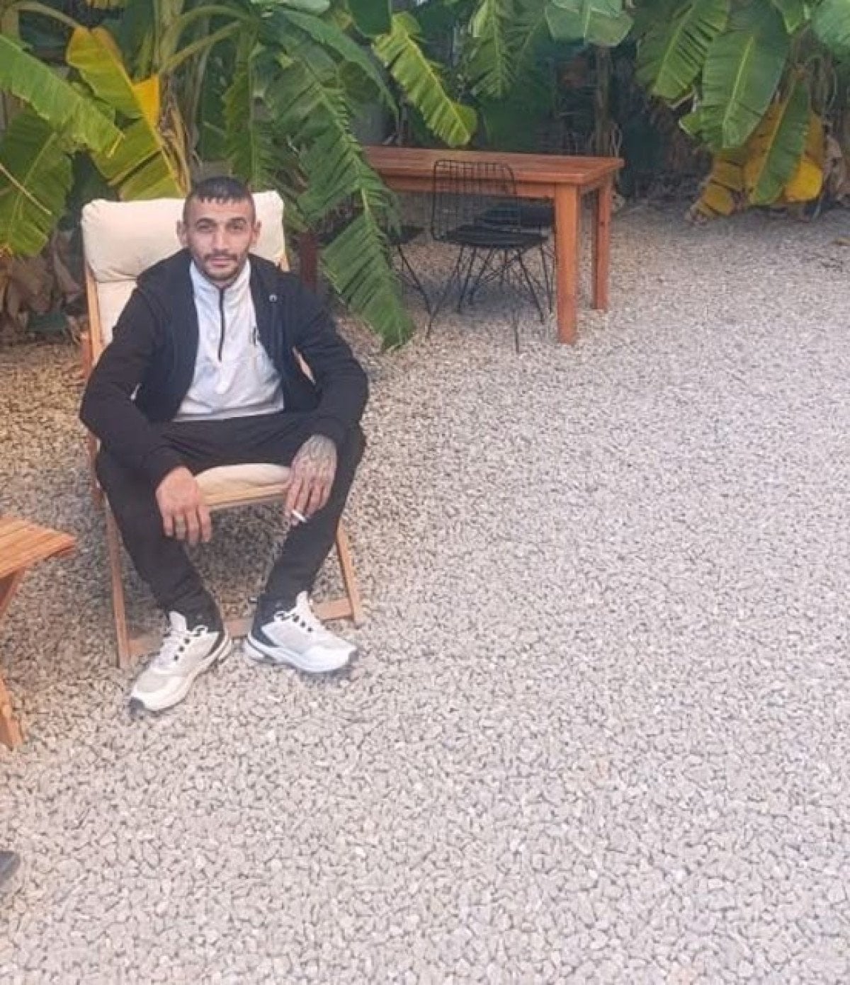 adanada tekel bayisinde bicakli kavgada 1 kisi oldu 2