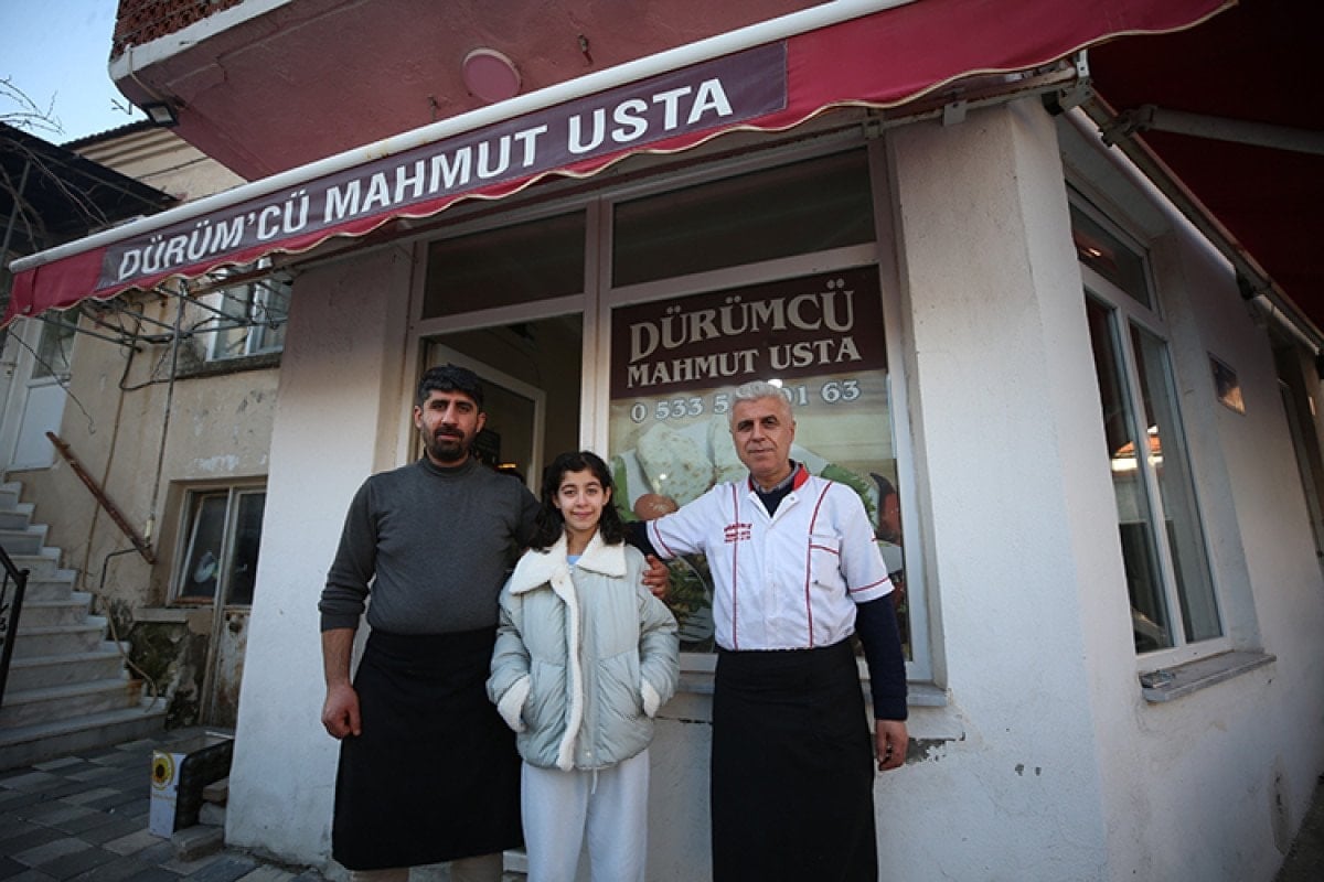 adiyamanli depremzede asker arkadasindan aldigi telefonla yeni bir hayata basladi 0 pcR8Qe5a