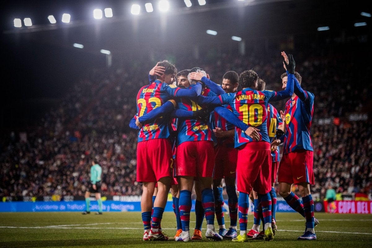 barcelona kupada yari finale kaldi 0