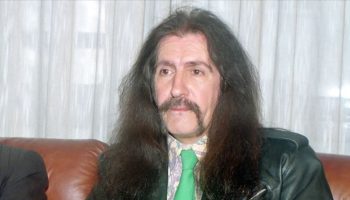 baris manconun vefatinin uzerinden 27 yil gecti fC3WTCHA