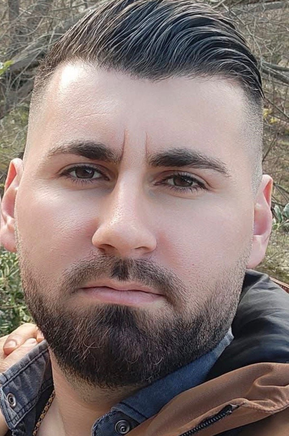 denizlide aracta erkek cesedi bulundu 1