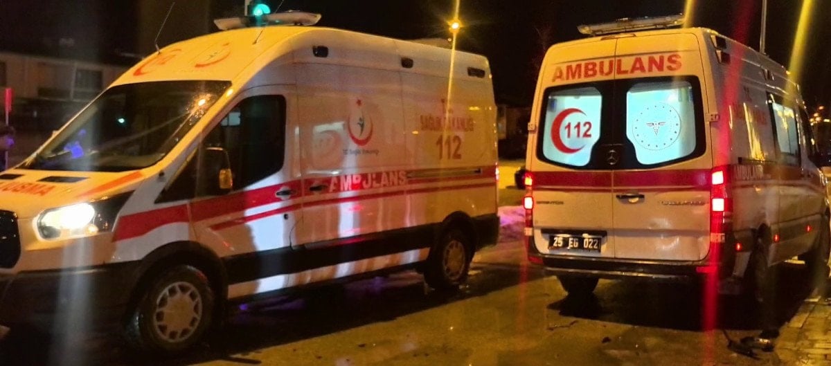 erzurumda kirmizi isik ihlali zincirleme kazaya yol acti 1