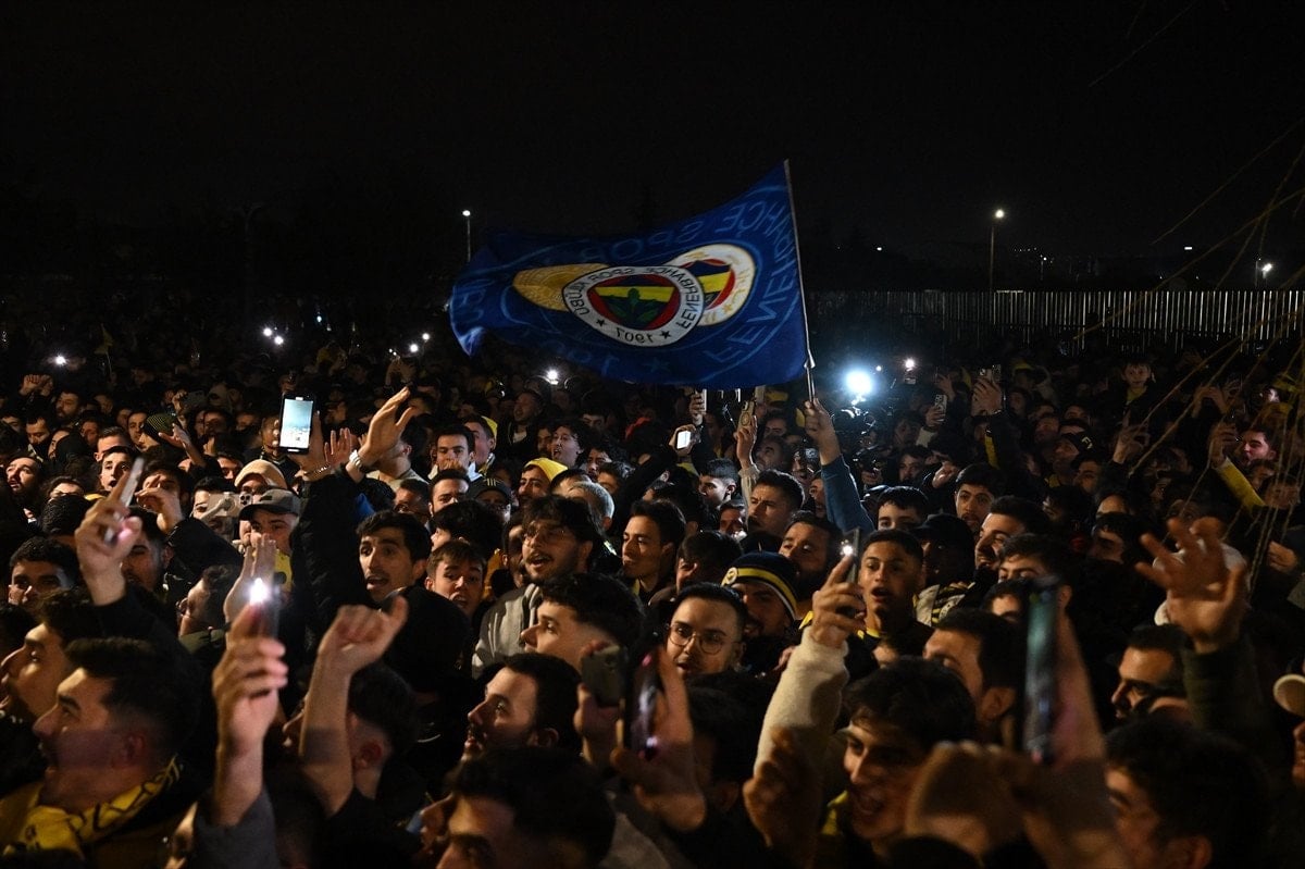 fenerbahce ngolo kanteyi istanbula getirdi 5