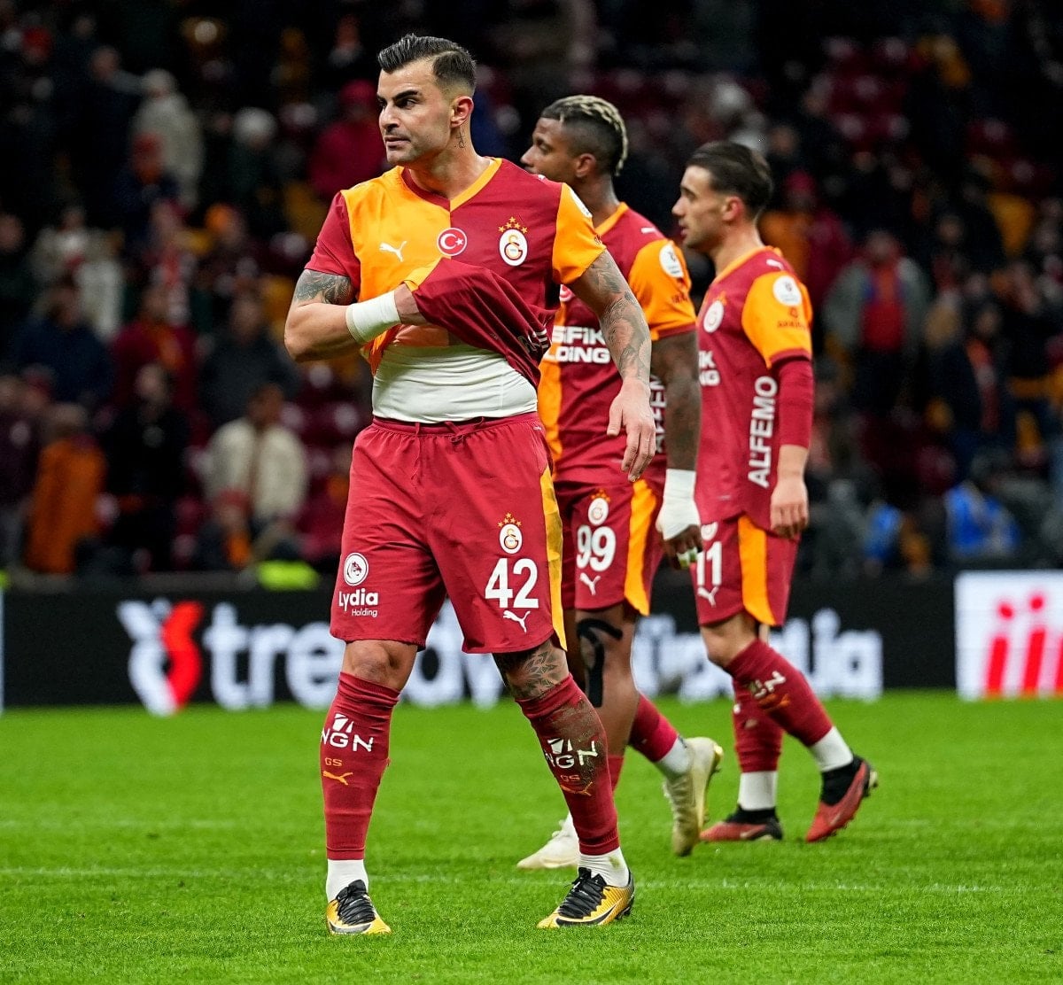 galatasaray savunmada alarm veriyor 0 GtbSucKn