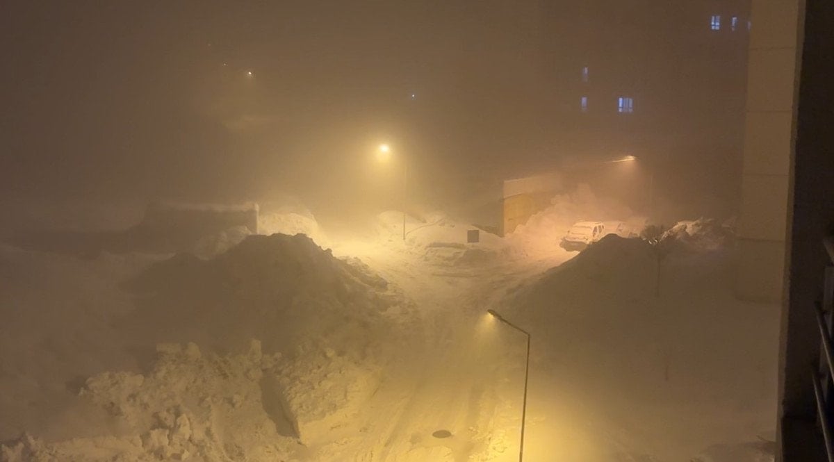 hakkaride kar yagisi etkisini surduruyor 0