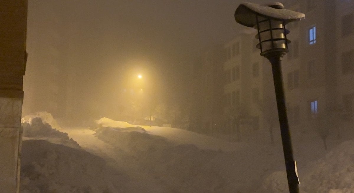 hakkaride kar yagisi etkisini surduruyor 3 RIwk7SdL