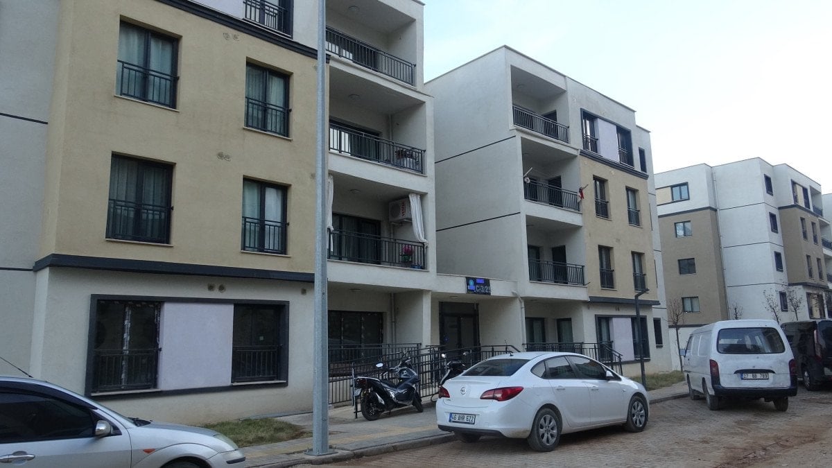 hatayda depremzede kadindan cumhurbaskani erdogana tesekkur 1 bXLOvZ6G