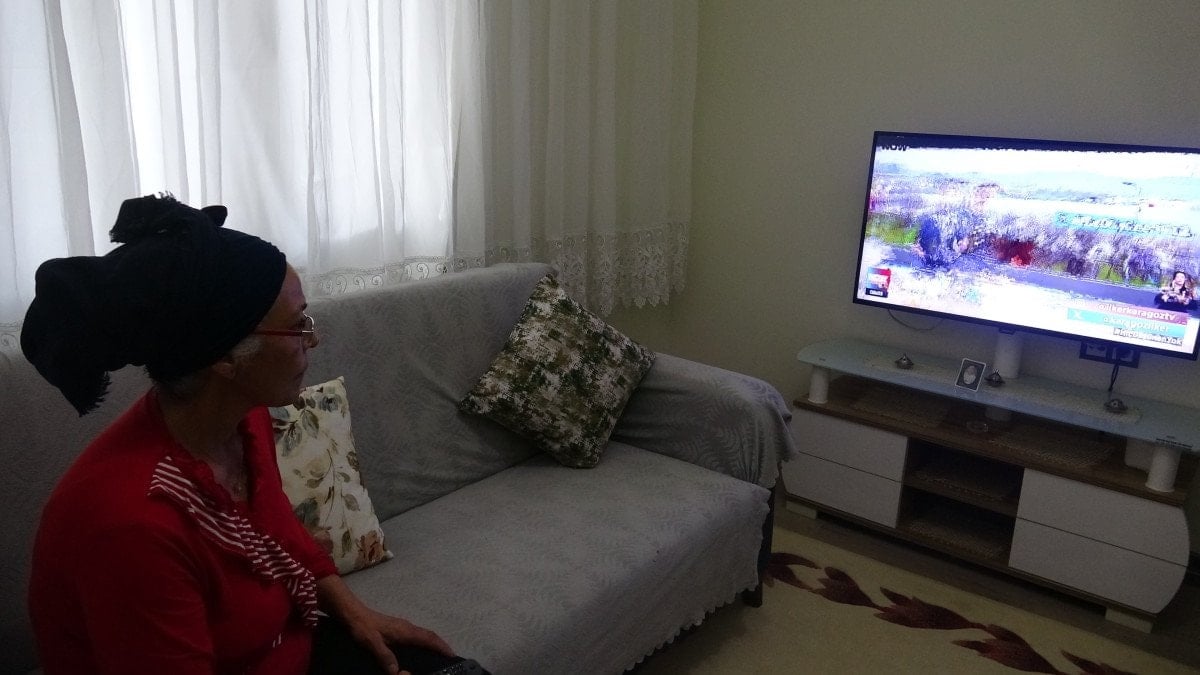 hatayda depremzede kadindan cumhurbaskani erdogana tesekkur 2 f75qq4QY