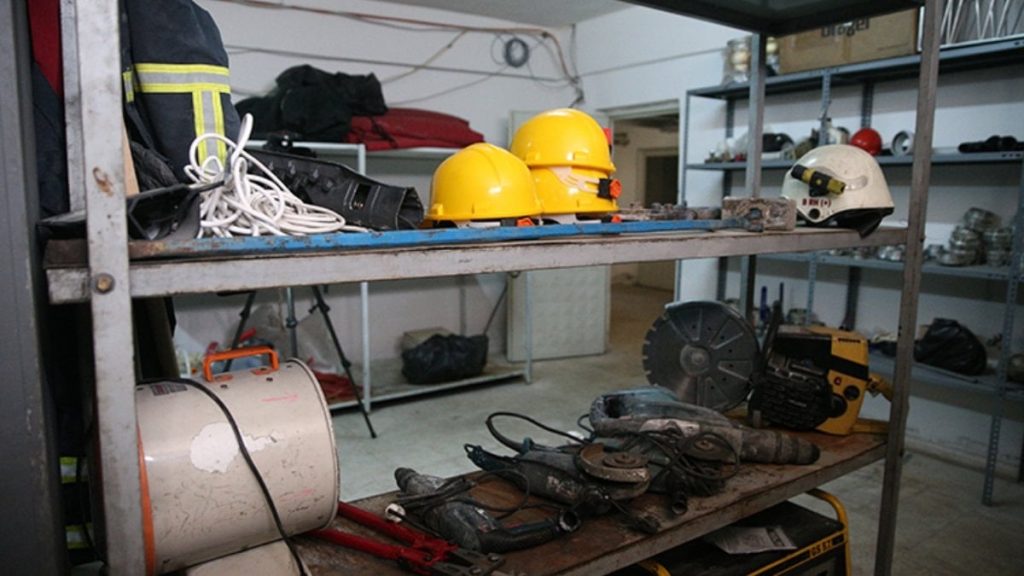 nigdeli itfaiyeciler deprem ekipmanlarini hatira olarak sakliyor p5Q7Ha1z