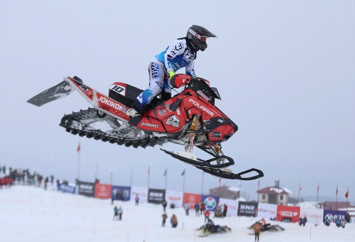 rizede dunya kar motosikleti sampiyonasinda siralama heyecani 13