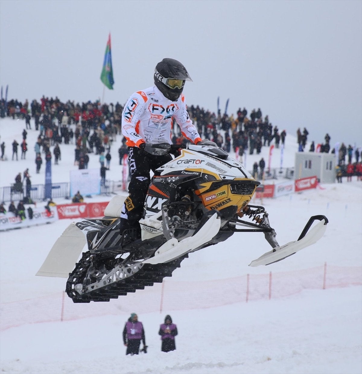 rizede dunya kar motosikleti sampiyonasinda siralama heyecani 9 ZKZImnDC