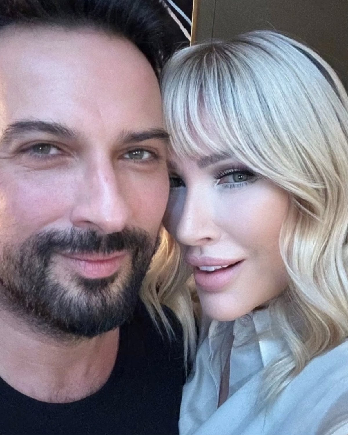 seda sayan esiyle tarkani kulisinde ziyaret etti utandi kocam 0 Spz5rsFv