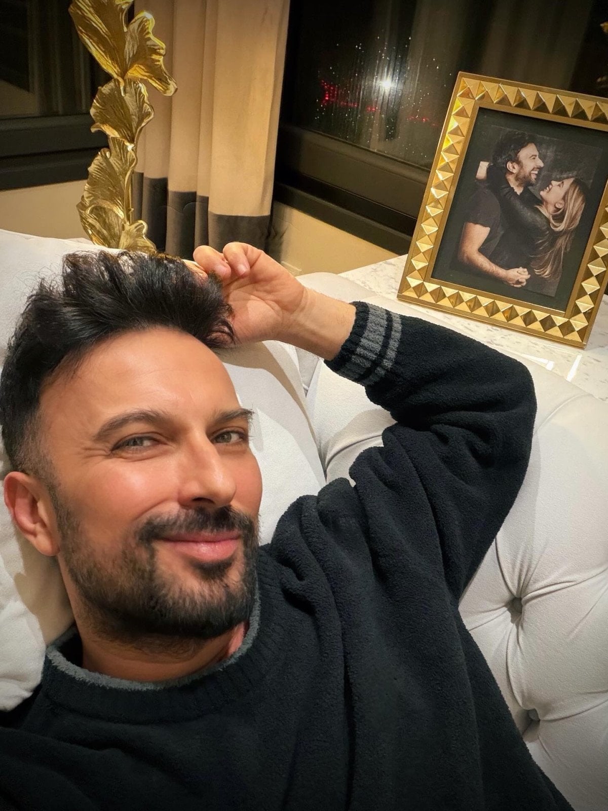 tarkandan konser sonrasi paylasimi ask mesaji birakti 2 KVFlJVr1